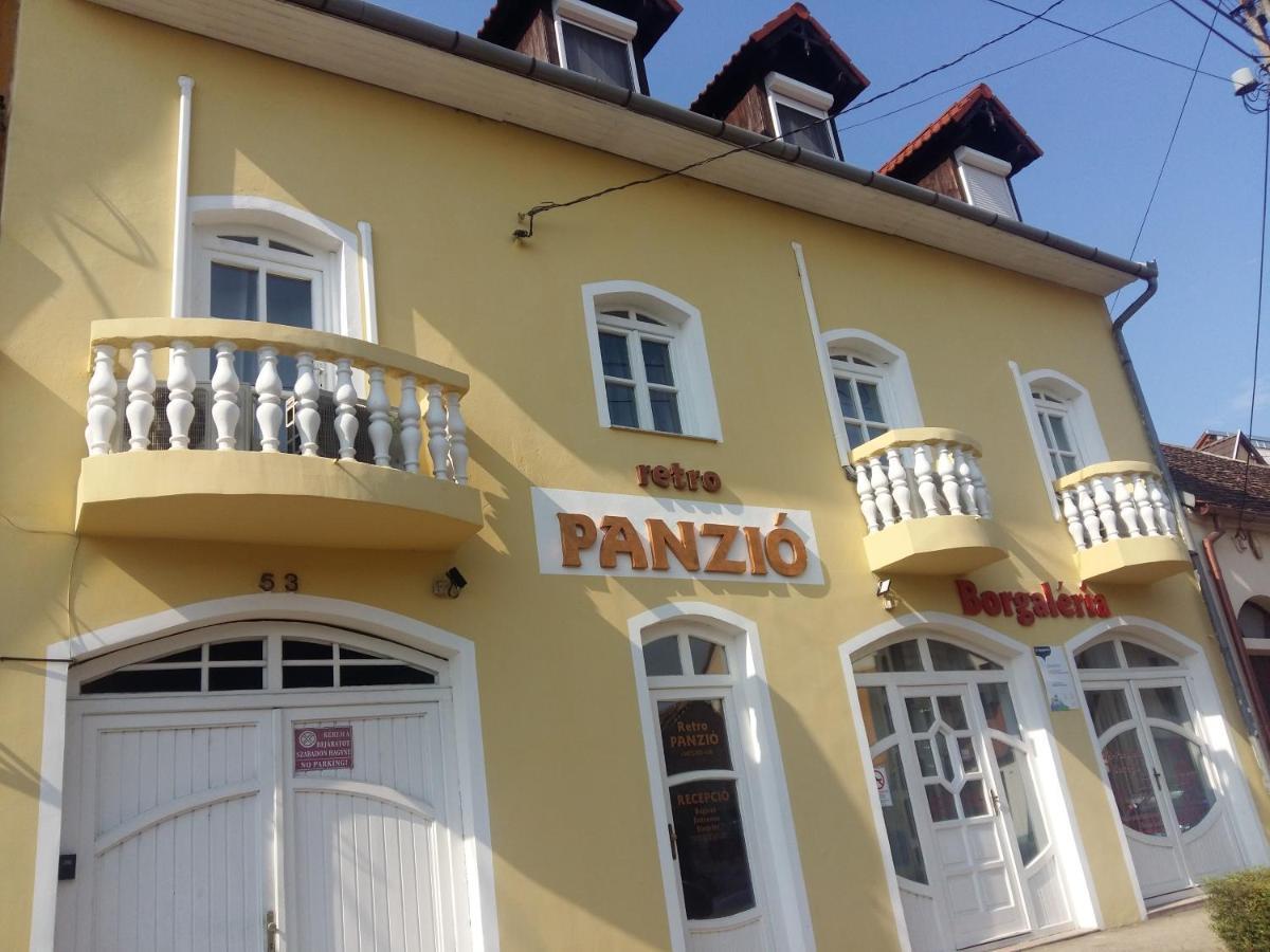 Retro Panzio Bed and Breakfast Pécs Exteriör bild