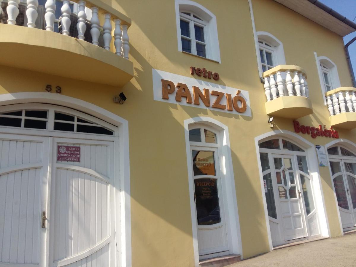 Retro Panzio Bed and Breakfast Pécs Exteriör bild